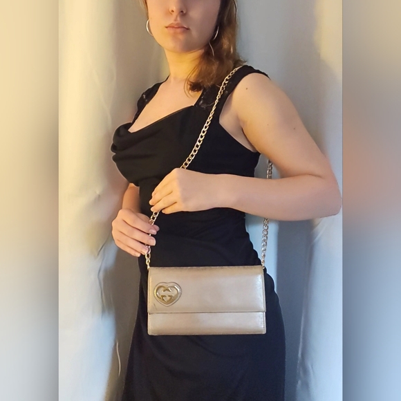 GUCCI HEART💋- Rose Gold Heart GG's - Picture 3 of 9